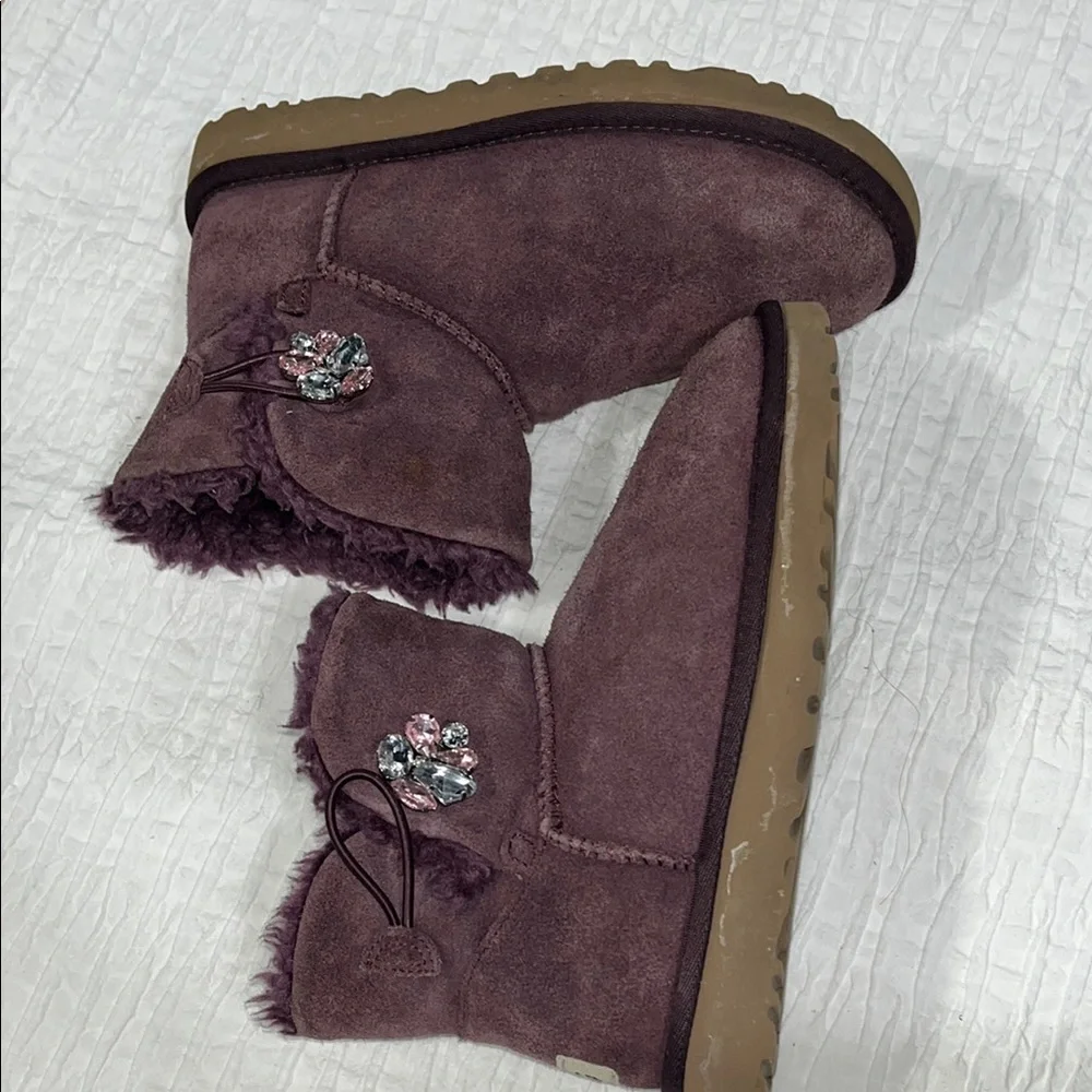 Uggs boots‎ Women's Suede Ankle Boots - Purple Mini Bailey Button Gem Classic